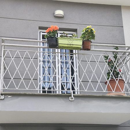 Grigio Perla Panigale, Villetta Con Giardino E Parcheggio Privato Fino A Tre Posti Auto - Un Oasi Di Tranqullita 볼로냐 외부 사진