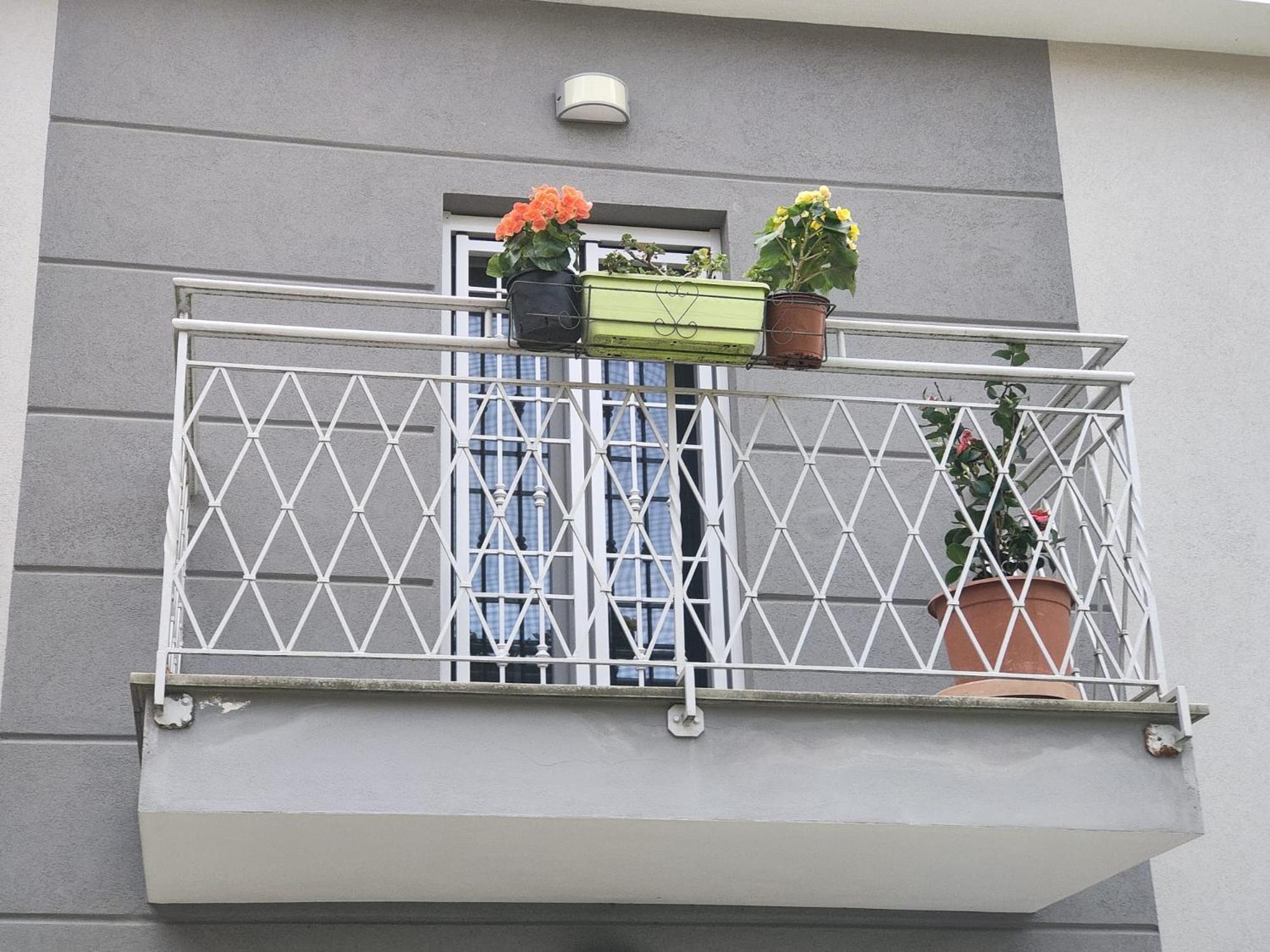 Grigio Perla Panigale, Villetta Con Giardino E Parcheggio Privato Fino A Tre Posti Auto - Un Oasi Di Tranqullita 볼로냐 외부 사진